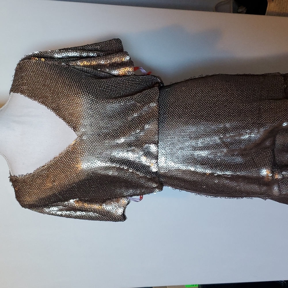 Monique Lhuillier Gold Sequin Dress